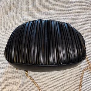 Elegant Black Pleated Women's Bag